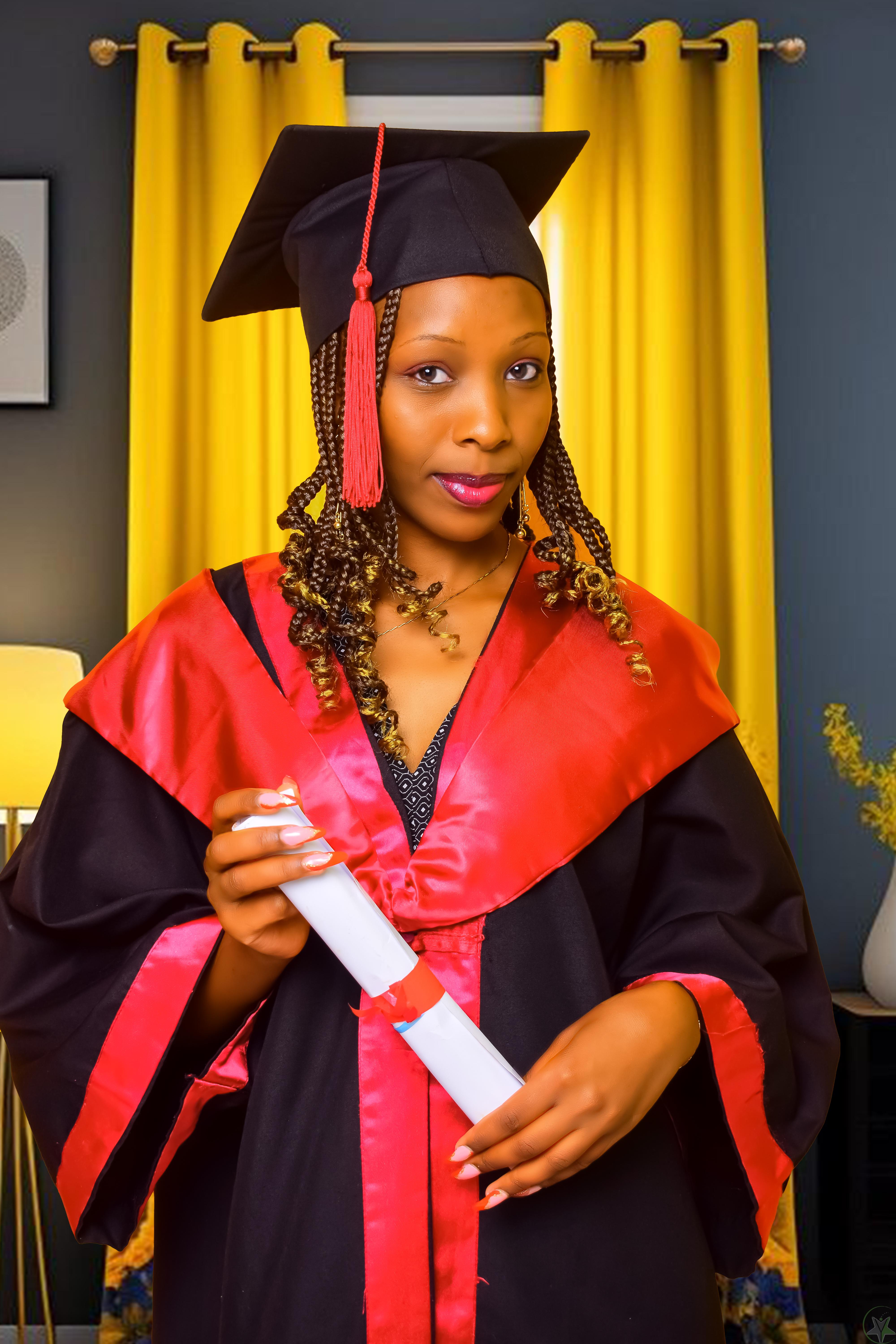 Graduation Photos ( studio and outdoor available)